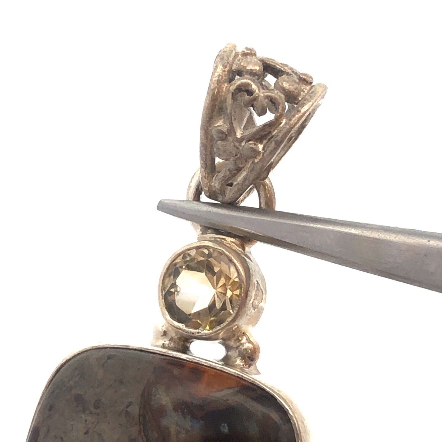 Vintage 925 Sterling Silver Grey Calsi Pearl White Amethyst Scroll Pendant