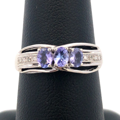 Designer STS 10K White Gold Oval Tanzanite Round Diamond Accent Cocktail Ring