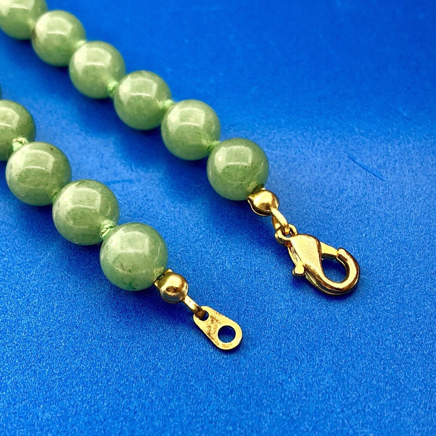 Vintage Gold Tone Hand Knotted Green Jade Jadeite Large Bead Necklace