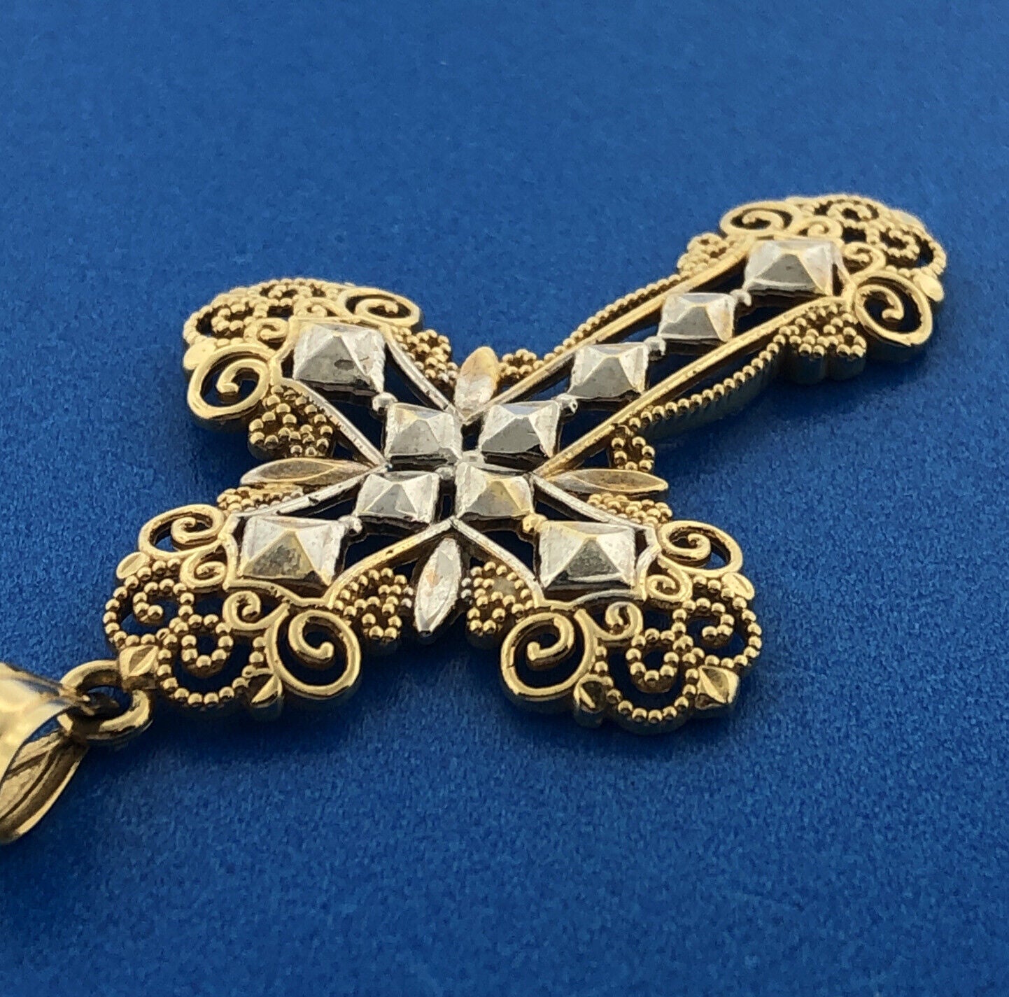 Gorgeous 14k Yellow Gold Openwork Filigree Religious Faith Cross Dangle Pendant