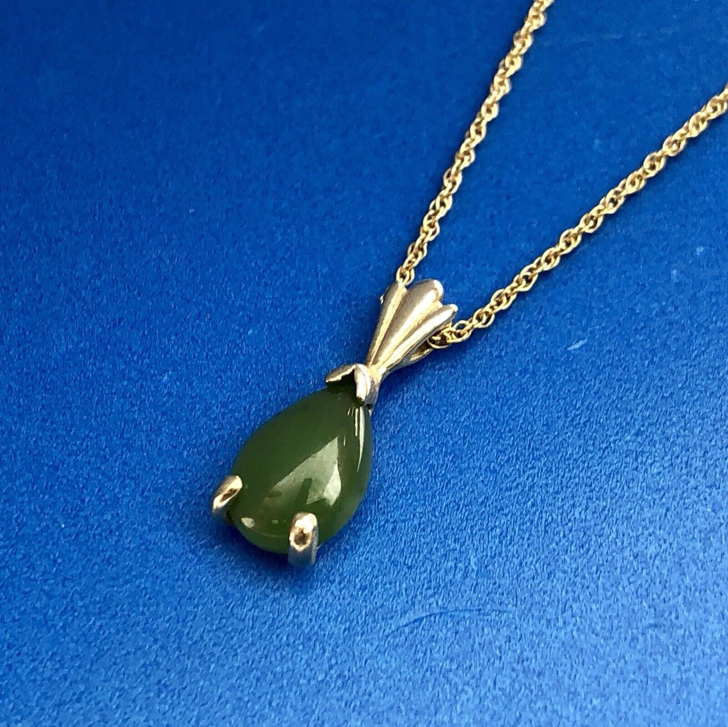 Vintage Designer BA Ballou 14K Yellow Gold Jade Jadeite Drop Pendant Necklace