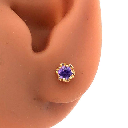 Estate 14K Yellow Gold Purple Sapphire Solitaire Buttercup Flower Stud Earrings