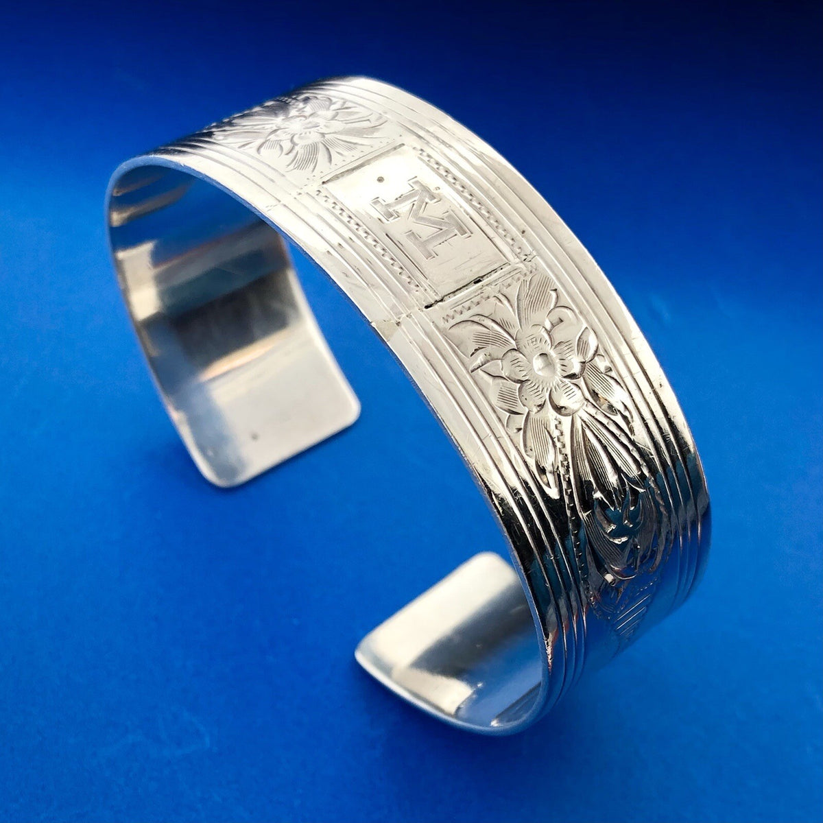 Victorian Edwardian 925 Sterling Silver Etched Floral Monogram M Cuff Bracelet