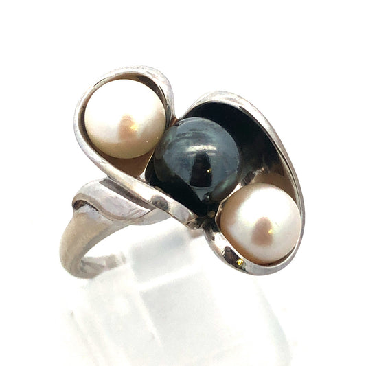 Designer 10K White Gold Hematite Bead White Pearl Trio Free Form Modernist Ring
