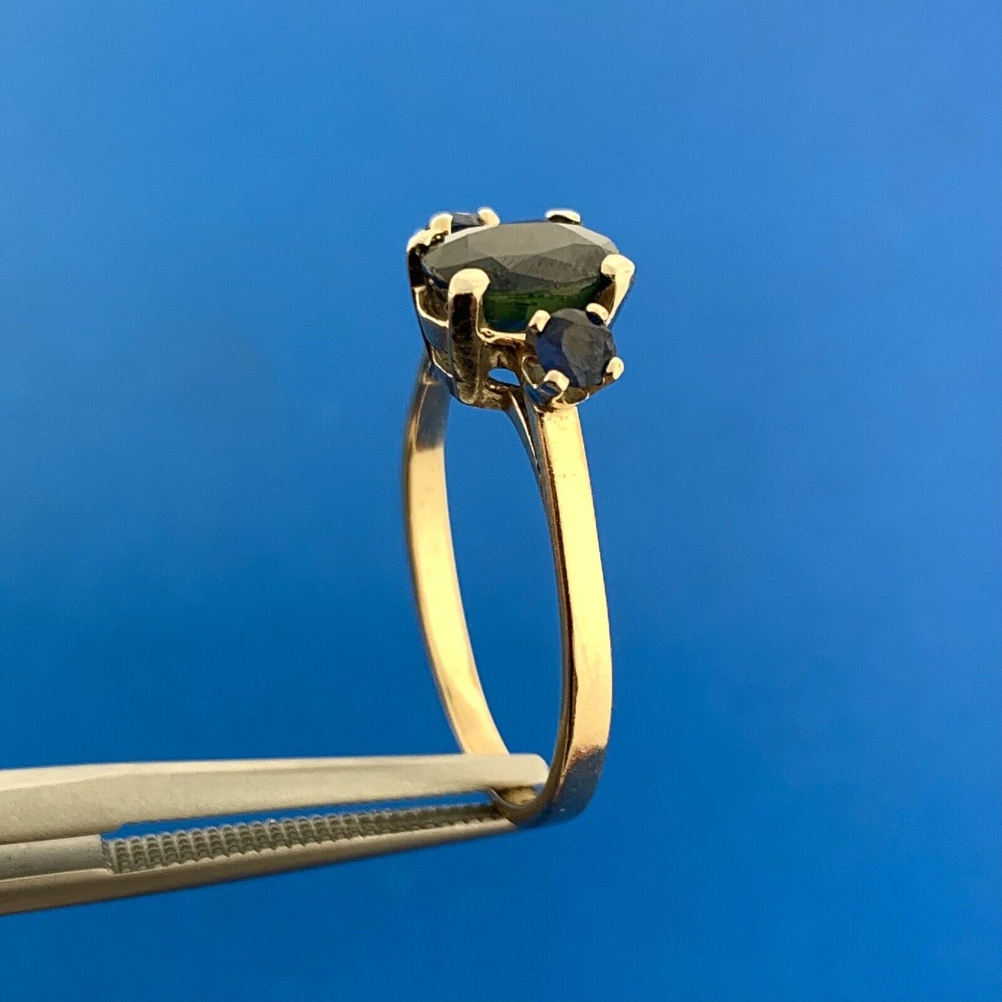 Vintage 14K Yellow Gold Oval Sapphire Solitaire Accented September Occasion Ring