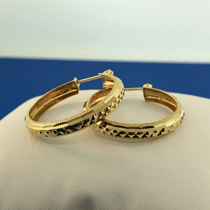 Elegant Designer 14K Yellow Gold Diamond Cut Textured Hoop Earrings