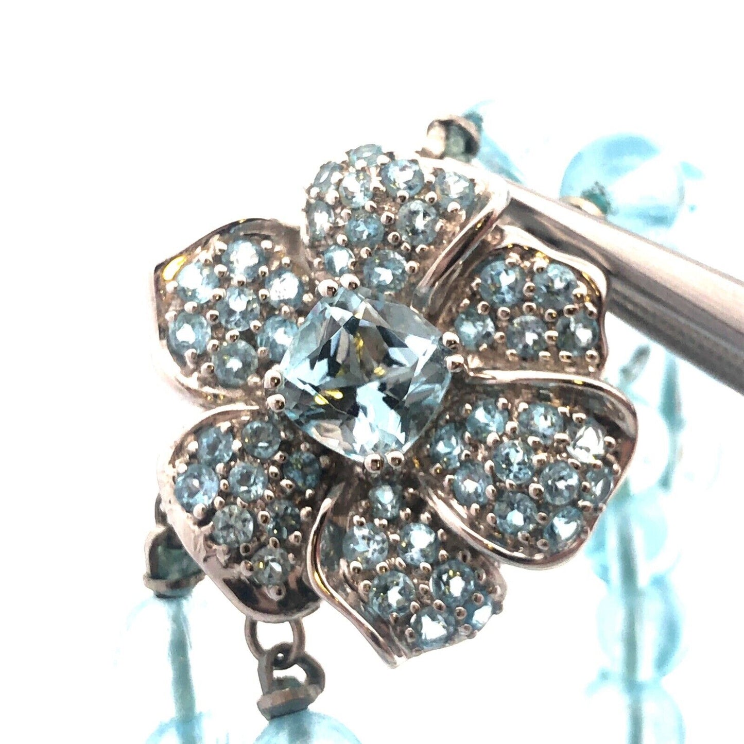 Gorgeous 14k White Gold Blue Topaz Poppy Flower Statement 18.5" Bead Necklace