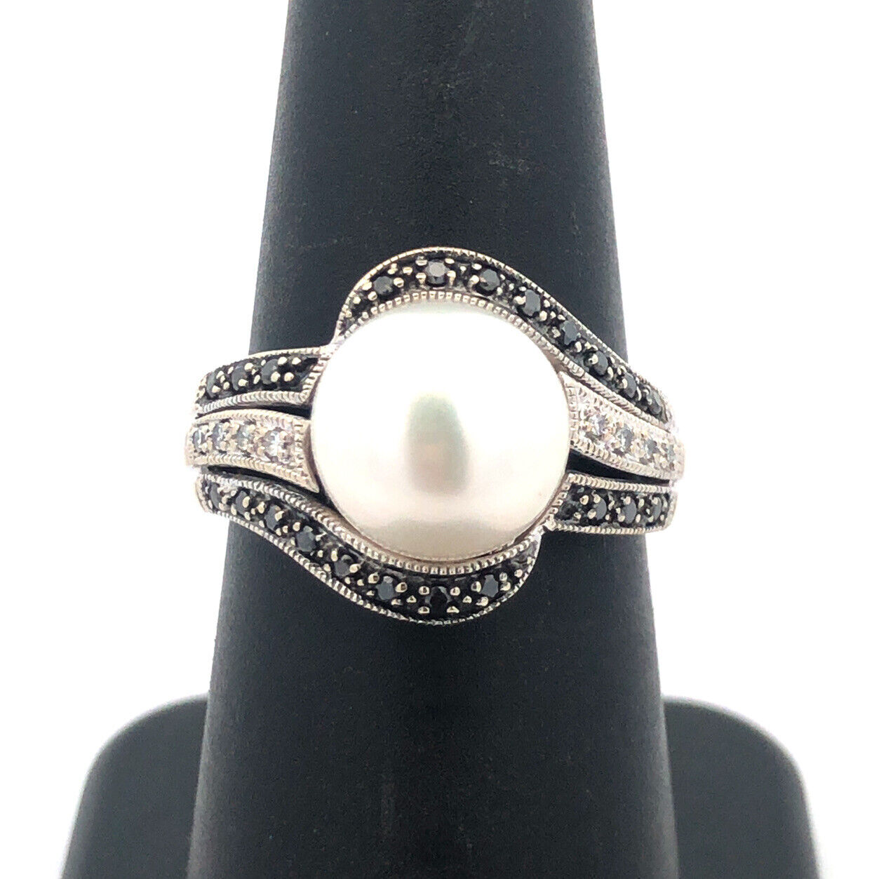 Designer JH 10K White Gold Round Pearl Black White Diamonds Statement Ring