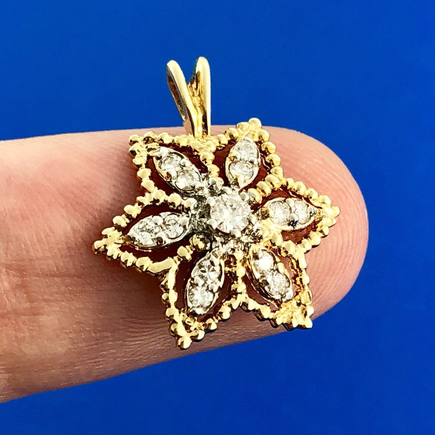 Charming 14K Yellow Gold Diamond Snowflake Star Fish Sand Dollar Charm Pendant