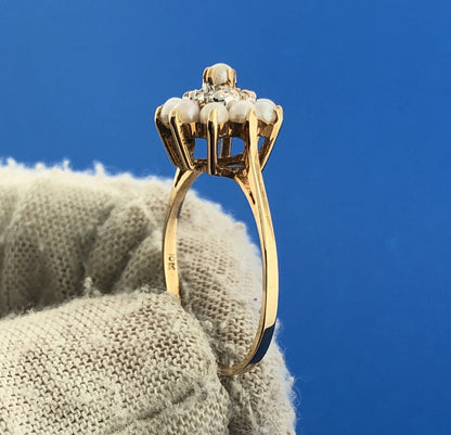 Gorgeous 10k Yellow Gold White Pearl Diamond Accent Dome Ring Size 6.75