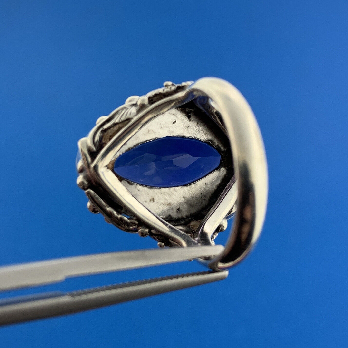 Stunning Sterling Silver 925 Large Oval Cut Purple Amethyst Floral Ring Size 6