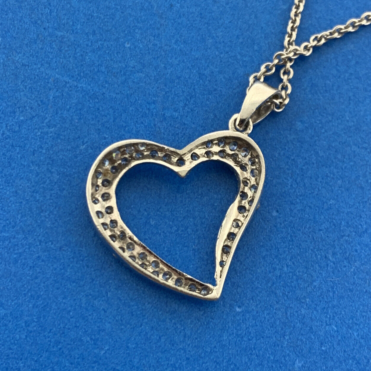 Designer 925 Sterling Silver Cubic Zirconia Modernist Heart Pendant Necklace