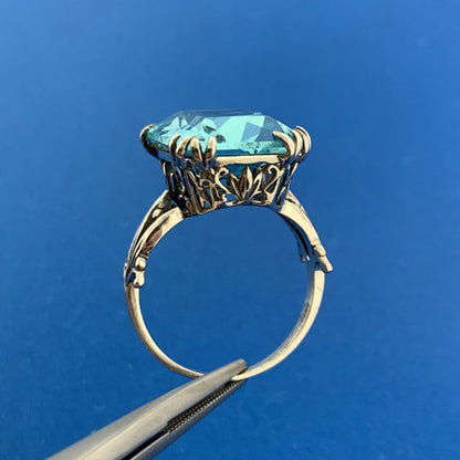 925 Sterling Silver Rectangle Blue Cubic Zirconia CZ Statement Ring