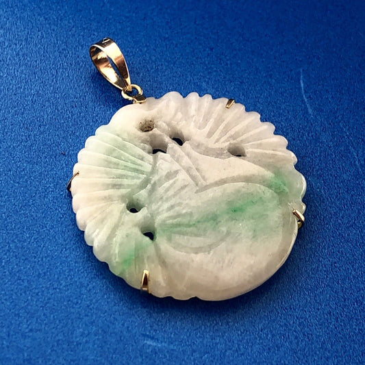 Vintage 18K Yellow Gold Carved White Green Jade Jadeite Oriental Disc Pendant