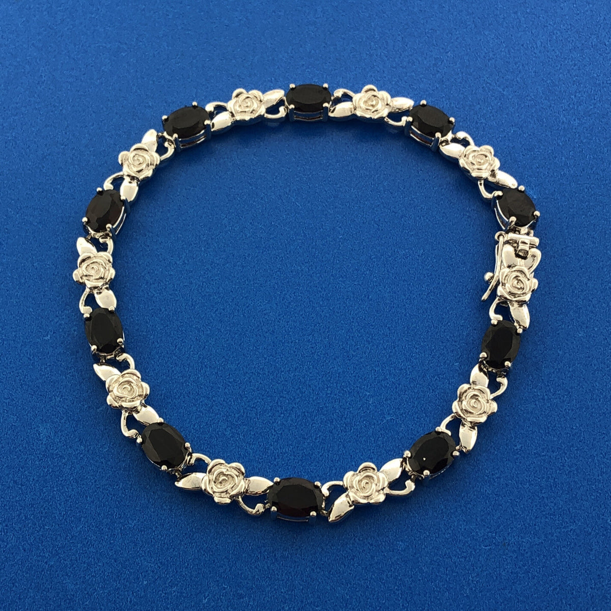 Designer 925 Sterling Silver Oval Garnet Flower Station January Tennis Bracelet