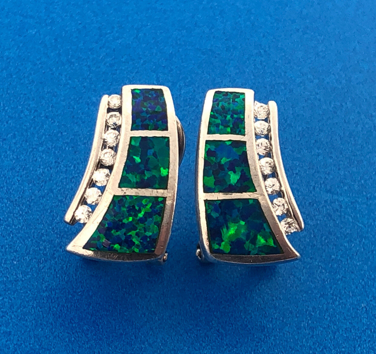 Stunning Sterling Silver 925 Fiery Opal CZ Modernistic Trapezoid Earrings