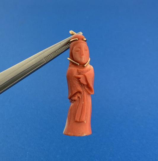 Gorgeous 14k Yellow Gold Carved Coral Chinese Eastern Wise Man Dangle Pendant