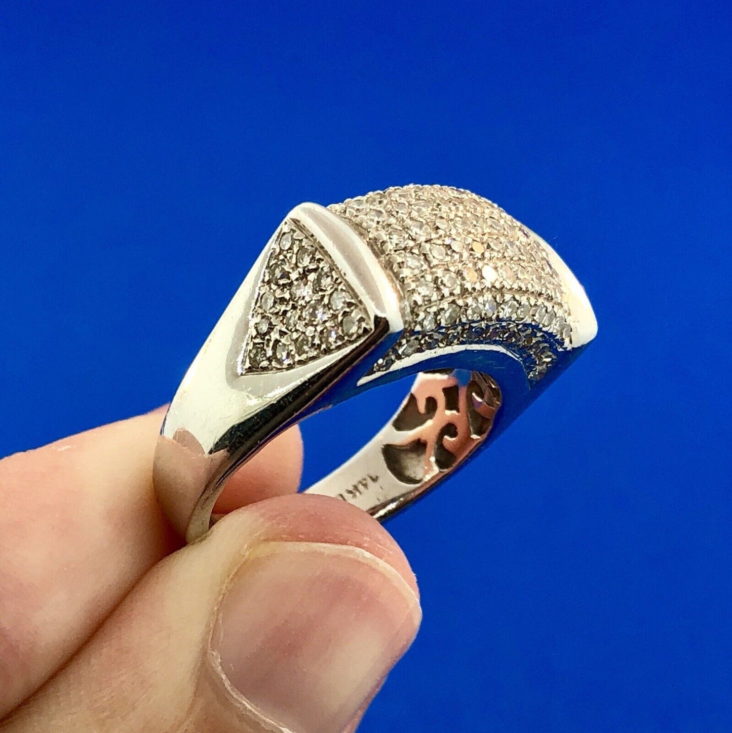 Gorgeous 14k White Gold Round Cut Diamond Unisex Pave Ring Size 7