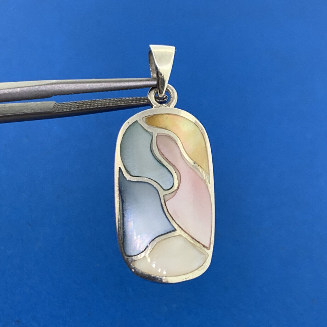 Designer 925 Sterling Silver Multicolor Mother Of Pearl Inlay Oval Drop Pendant