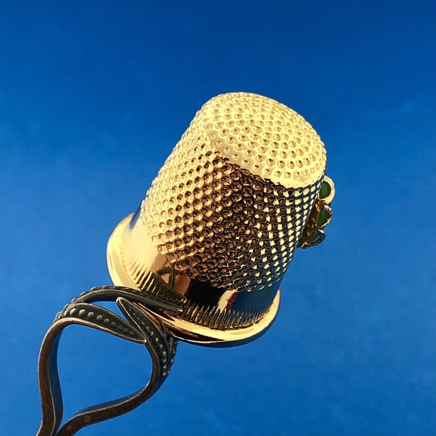 Vintage Gold Tone Jeweled Sewing Thimble Jade Cabochon With Original Box