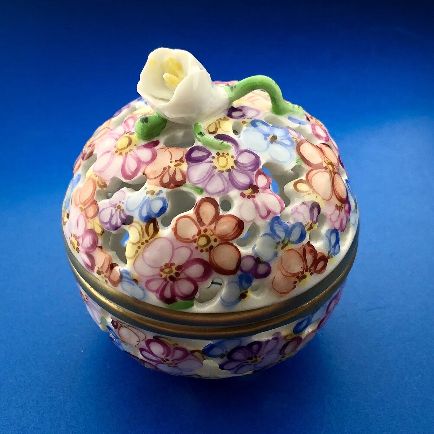 Herend Hungary Floral Trinket Box Hungarian Flowers Hungarian