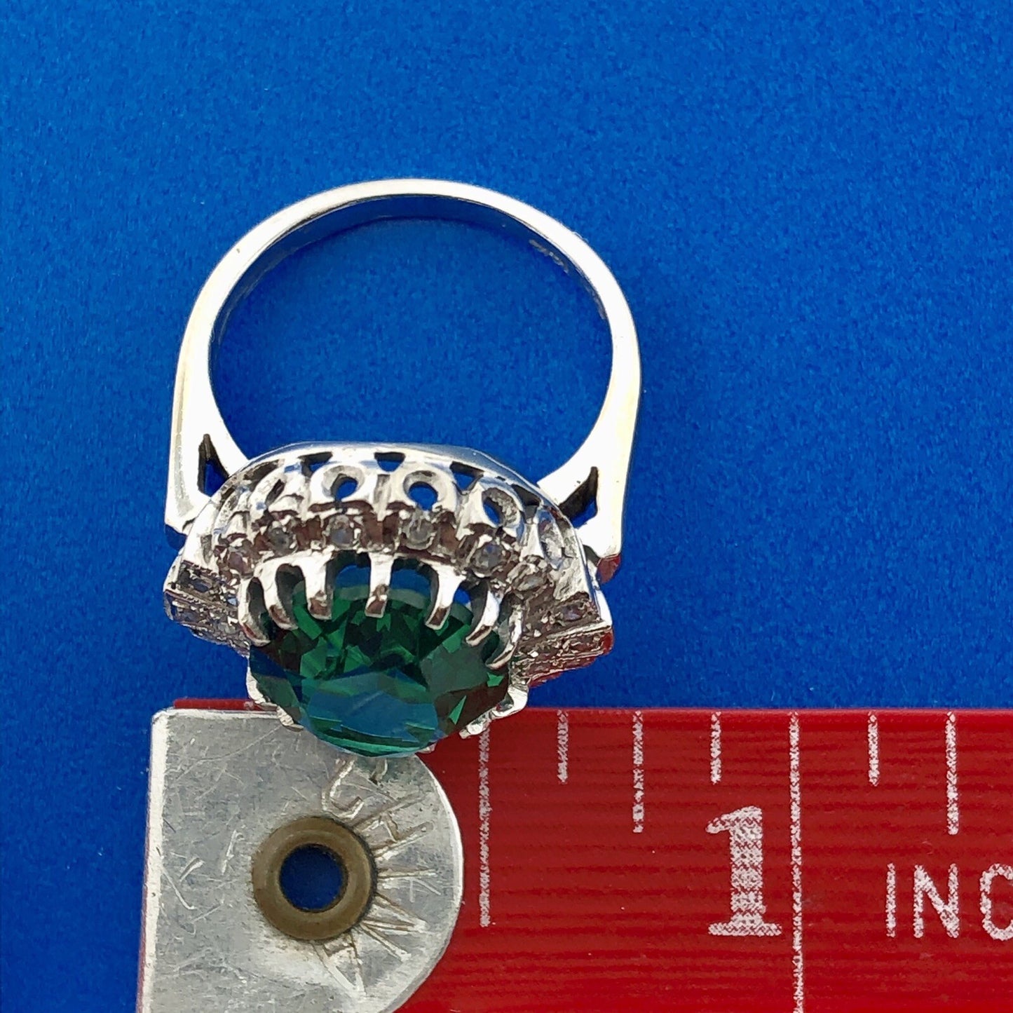 14K White Gold Green Cubic Zirconia Diamond Halo Engagement Cocktail Ring