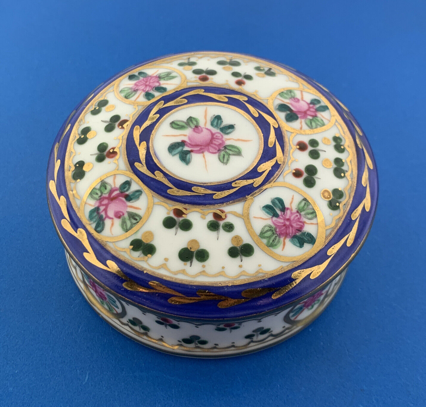 Vintage Griffe Hand Painted Floral Motif Italian Porcelain Round Trinket Box