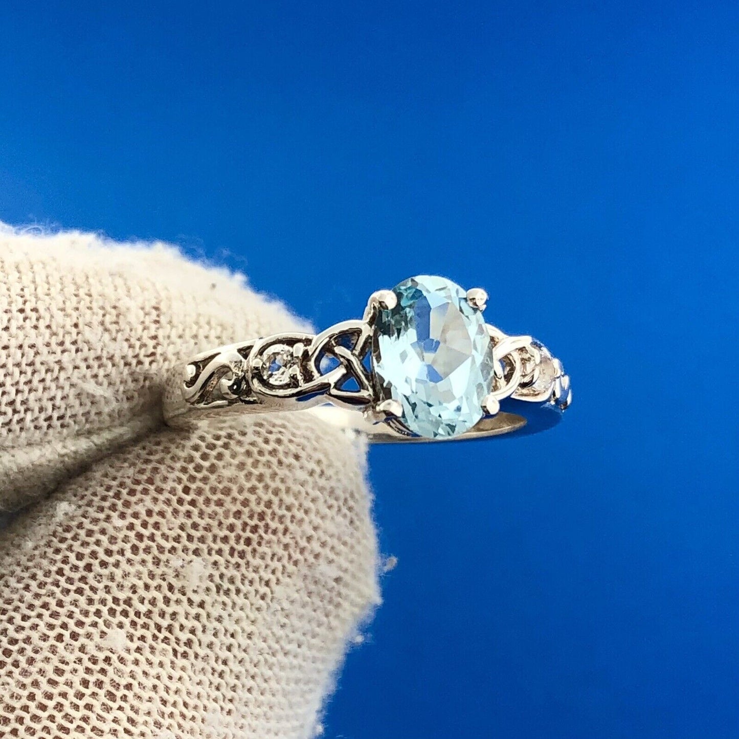 Exquisite 925 Sterling Silver Oval Blue Topaz Diamond December Anniversary Ring