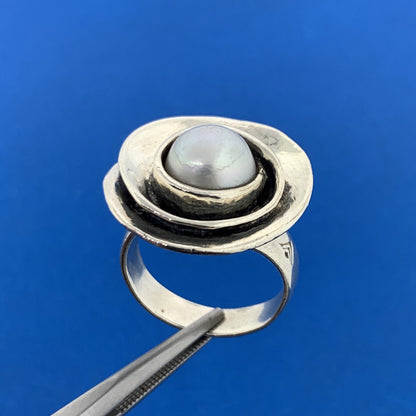 925 Sterling Silver Silpada Pearl Modernist Flower Crop Circle Statement Ring