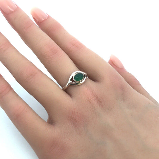 Vintage Designer MC 925 Sterling Silver Oval Green Tourmaline Ring