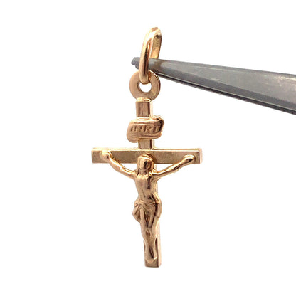 Designer Italy 14K Yellow Gold Polished Jesus Crucifix Cross Charm Pendant