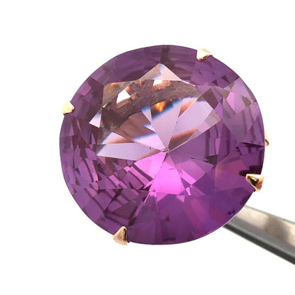 Vintage Designer 14K Yellow Gold Round Purple Sapphire Statement Solitaire Ring