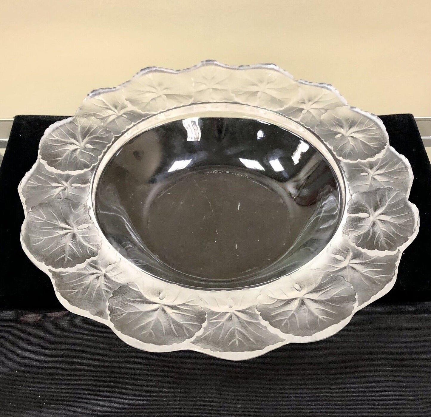 Mid Century France Lalique Honfleurs Geranium Clear Frosted Crystal Leaf Bowl