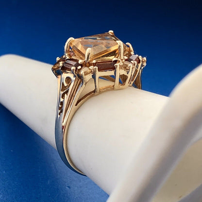 Vintage THL 10K Yellow Gold Citrine Solitaire Halo November Anniversary Ring
