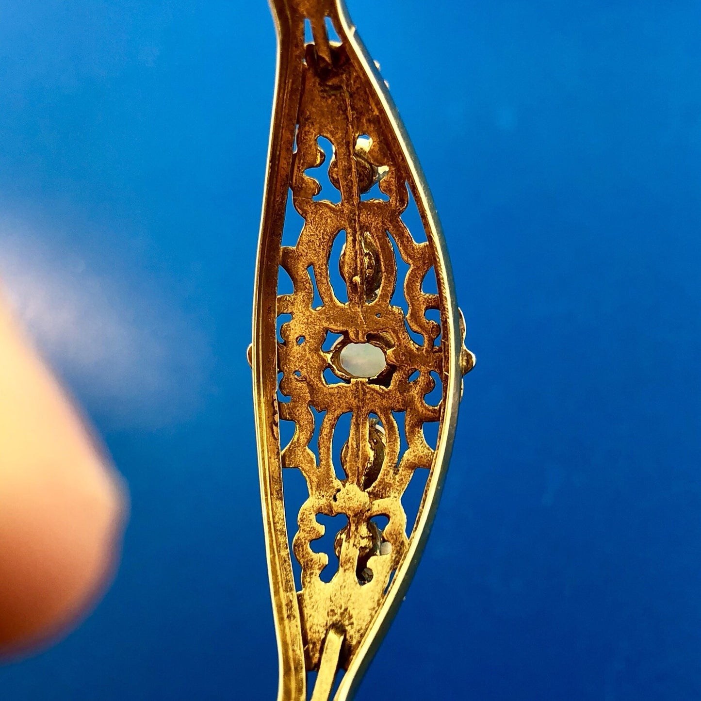 Art Deco 14K Yellow Gold Ornate Opal Scroll Decorative Scroll Bangle Bracelet