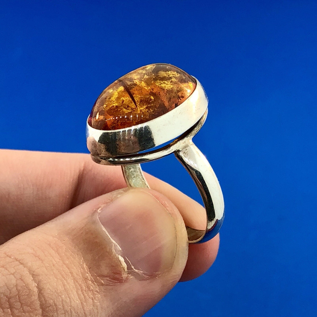 Designer Hallmarked 925 Sterling Silver Baltic Amber Oval Cabochon Fashion Ring