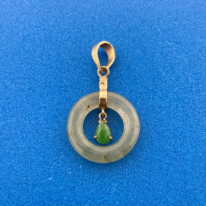 Gorgeous 14k Yellow Gold Cabochon Green Jade Teardrop Halo Dangle Pendant