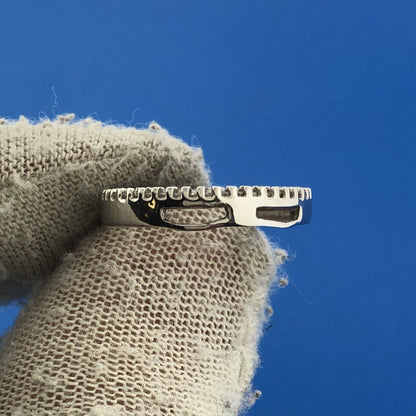 Gorgeous 10k White Gold Round Cut Diamond Infinity Circle Band Ring Pendant