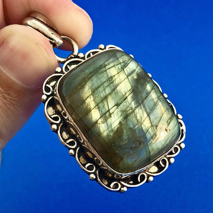 Sterling Silver 925 Labradorite Leo Scorpio Sagittarius Zodiac Stone Pendant