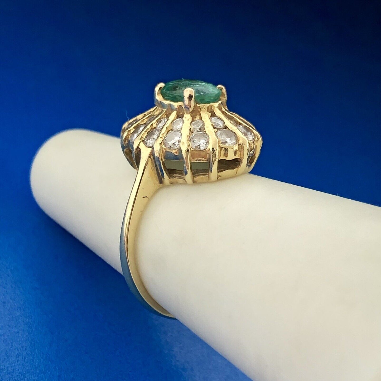 Fabulous 18K Yellow Gold Oval Emerald Round Diamond Anniversary Cocktail Ring
