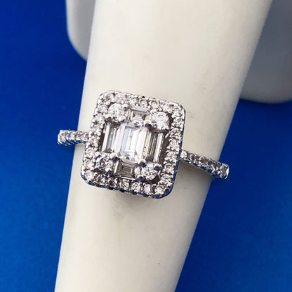 Stunning 925 Sterling Silver Cubic Zirconia CZ Halo Cluster Engagement Ring