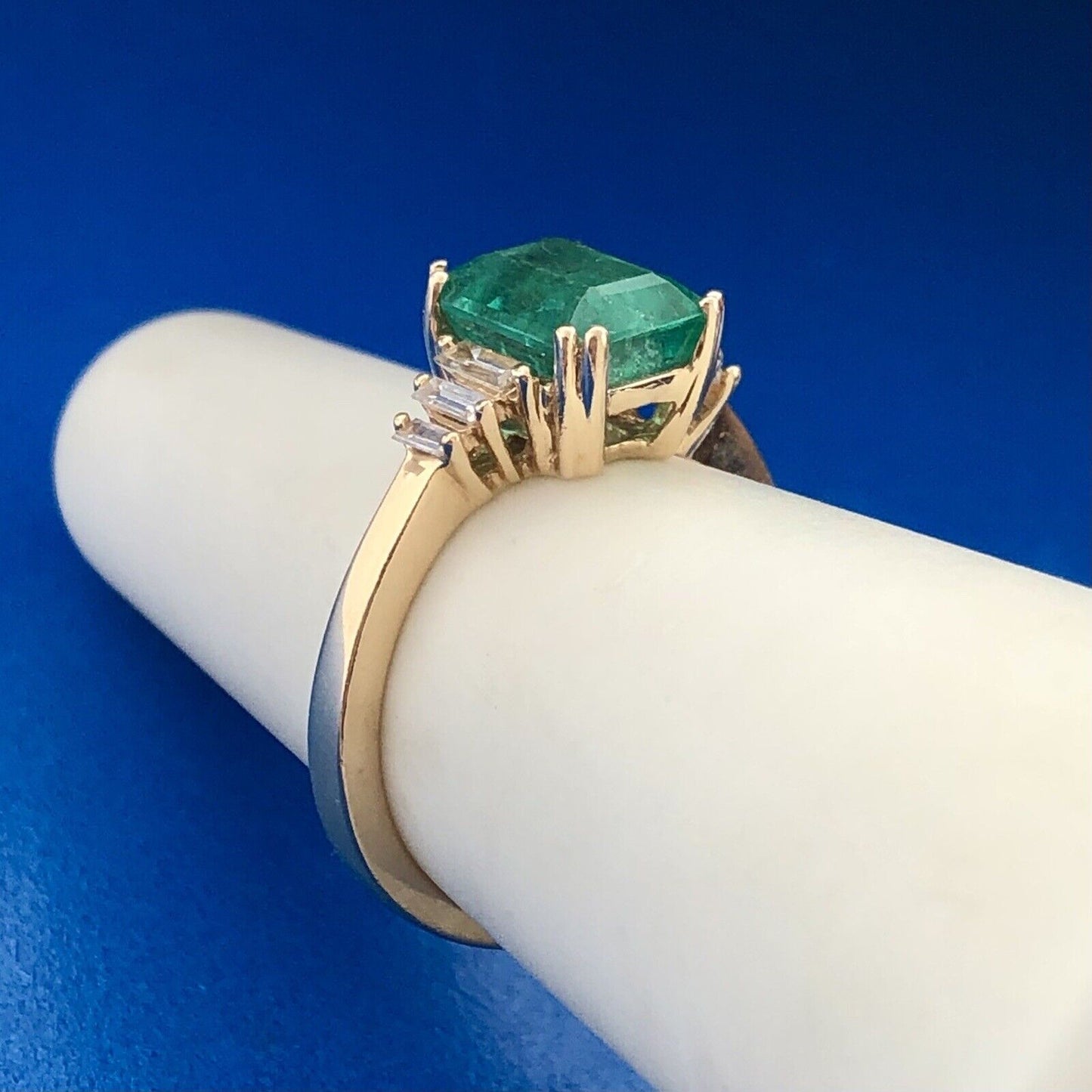 Designer 14K Yellow Gold Emerald Diamond Accent May Anniversary Occasion Ring