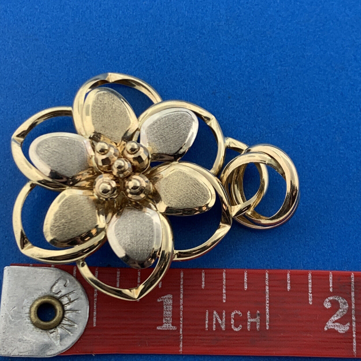 Designer Italy 14K White Yellow Gold Two Toned Brushed Statement Floral Pendant