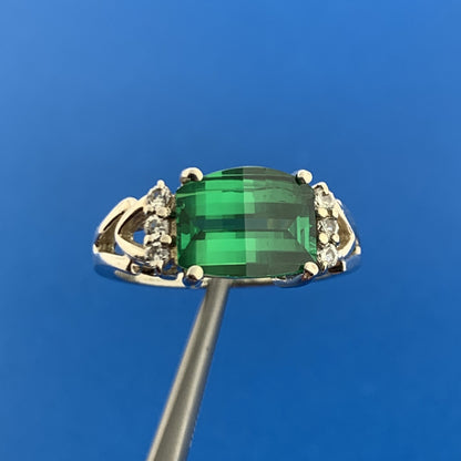 Designer Sterling Silver 925 Green White Diamonique Cubic Zirconia Cocktail Ring