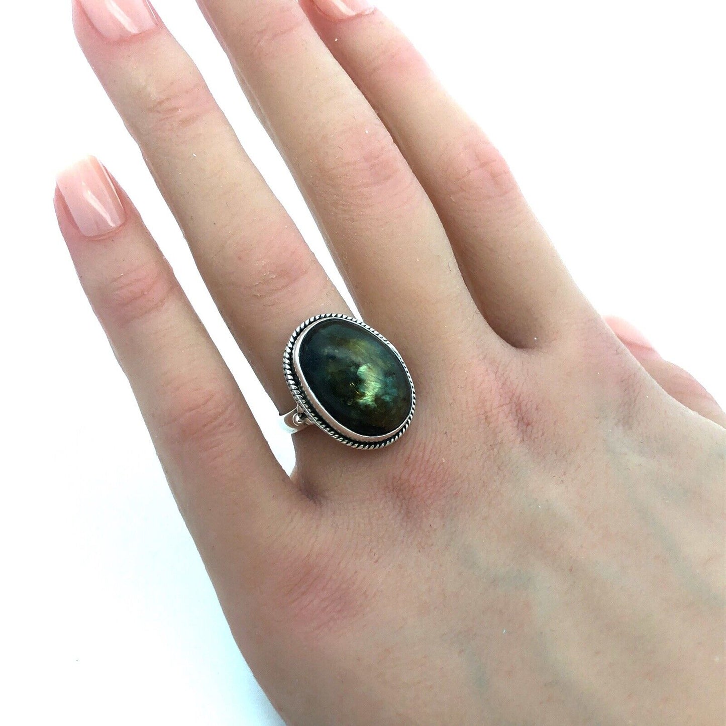 Vintage 925 Sterling Silver Oval Green Labradorite Cabochon Statement Ring