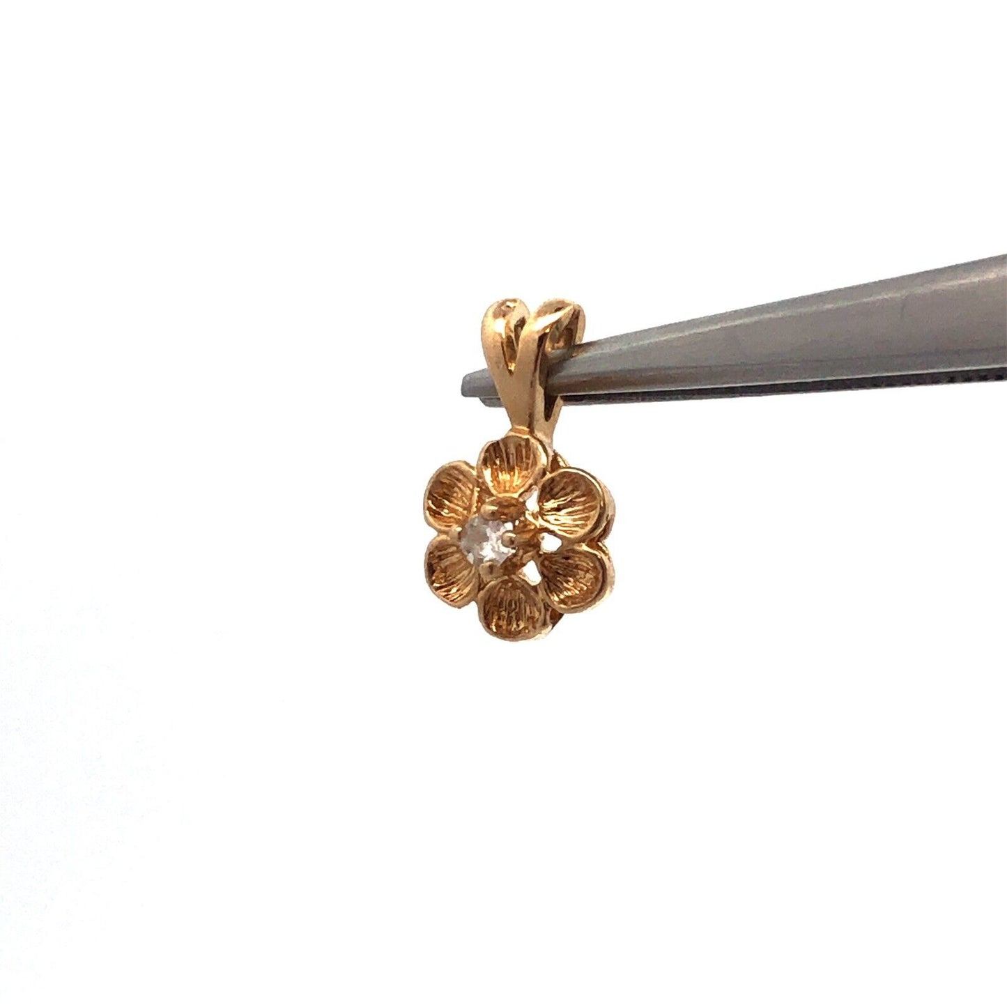 Vintage 14K Yellow Gold Round White Topaz Flower Petite Pendant