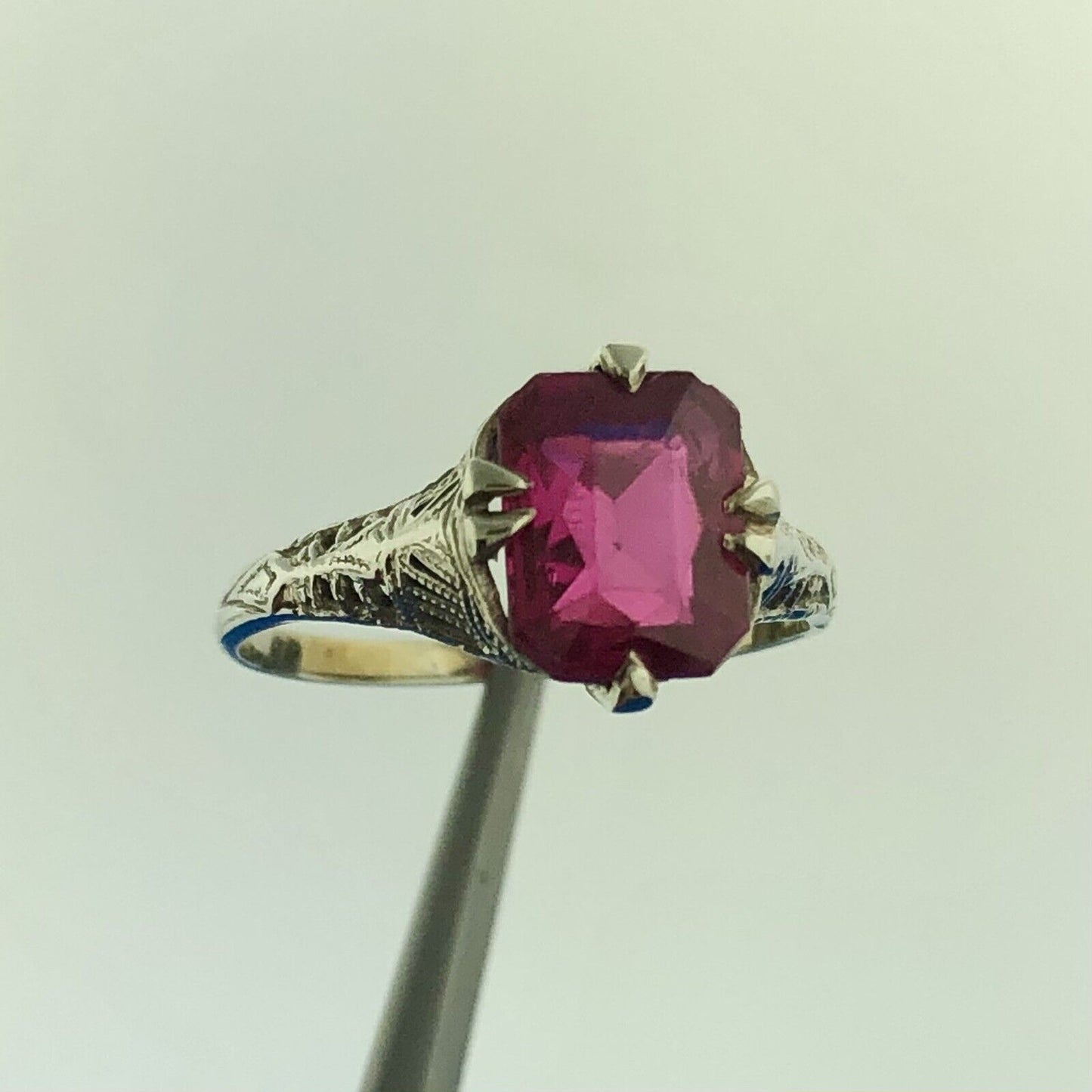 Gorgeous 14k White Gold Radiant Cut Ruby Openwork Filigree Dome Ring Size 7