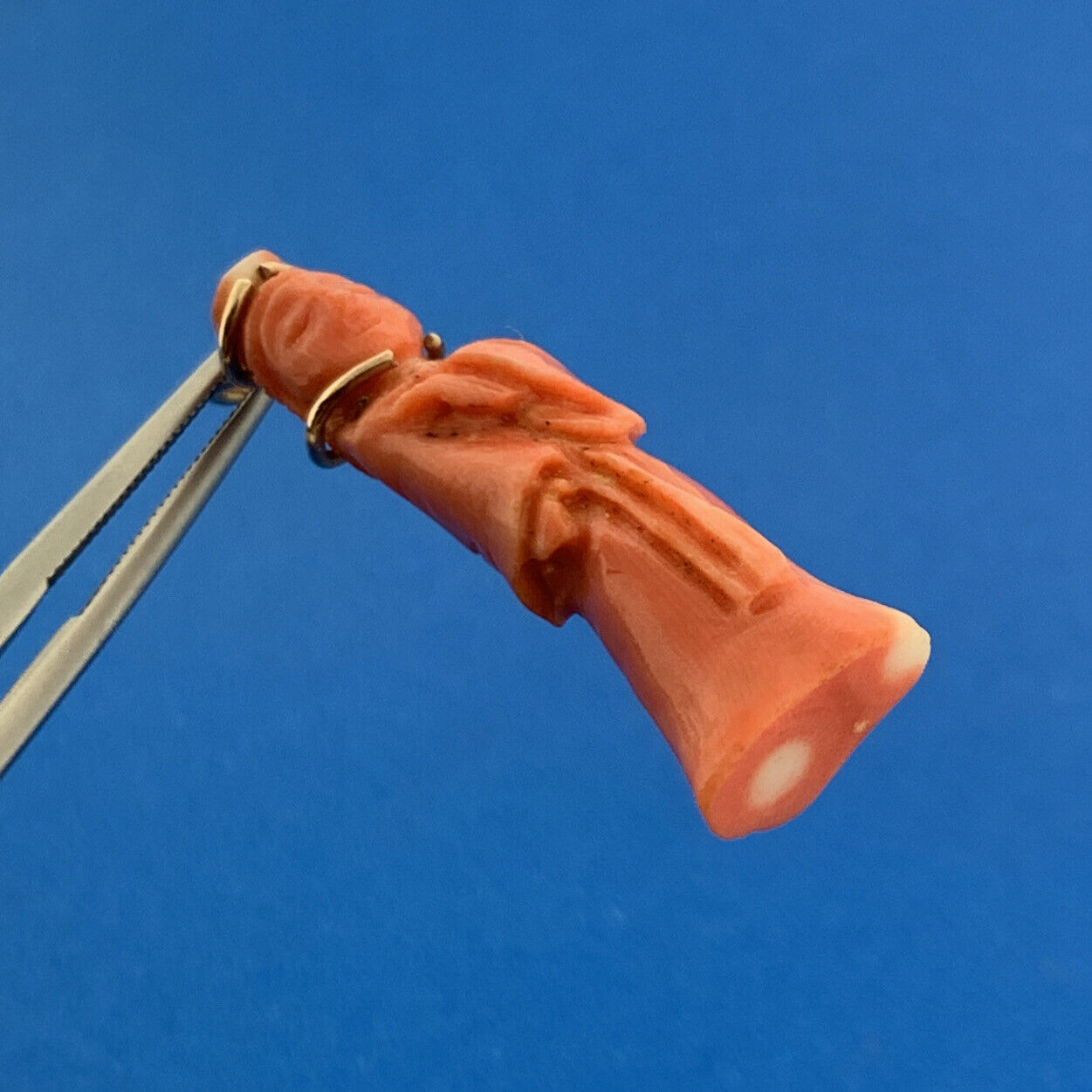 Gorgeous 10k Yellow Gold Carved Coral Chinese Eastern Wise Man Dangle Pendant