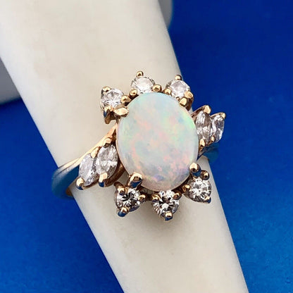 Vintage Estate NEI 14k Yellow Gold Opal Diamond Accented Ring Size 5.5