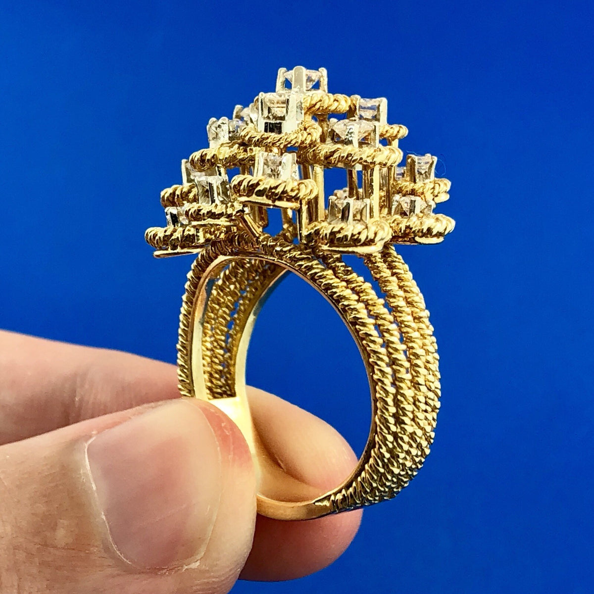 Stunning 18K Yellow Gold Diamond Floral Cluster Empire Setting Statement Ring